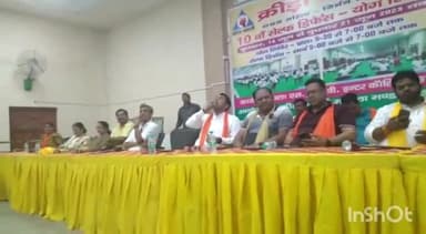 हापुड़: क्रीड़ा भारती महिला मंडल हापुड की अगुवाई में SSV इंटर कॉलेज में  लगाया गया बालिकाओं के लिए 10वां सेल्फ डिफेंस योग शिविर