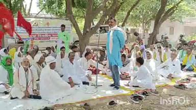 मोहनिया: BJP सरकार के 9 साल की तबाही और बर्बादी के खिलाफ महागठबंधन का प्रखंड मुख्यालय मोहनिया पर किया गया एक दिवसीय धरना प्रदर्शन