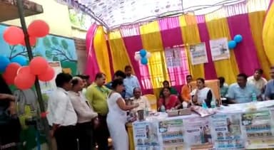 करपी: करपी बिंद टोला आंगनवाड़ी केंद्र में दस्त नियंत्रण पखवाड़ा का उद्घाटन जिलाधिकारी श्रीमती वर्षा सिंह ने किया