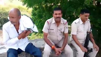 हिलसा: हिलसा थाना क्षेत्र के एक गांव में नाबालिग लड़की के साथ दुष्कर्म का प्रयास मामले में आरोपी को पुलिस ने किया गिरफ्तार