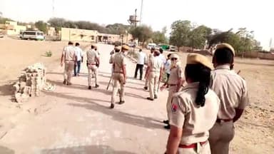 रावला: 30AS निवासी एक महिला की रिपोर्ट पर मारपीट व SCST का मुकदमा रावला पुलिस थाना में हुआ दर्ज,5 नामजद सहित 3-4 अन्य पर आरोप