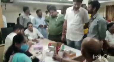 गुना नगर: स्वस्थ भारत अभियान के तहत एलआईसी कार्यालय गुना में निशुल्क स्वास्थ्य परीक्षण शिविर का हुआ आयोजन