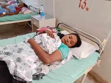 सिमडेगा: सामटोली में जहरीले सांप के काटने से महिला बिगड़ी हालत, इलाज के लिए लाया गया सिमडेगा सदर अस्पताल