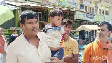 मोहनिया: बस स्टैंड के समीप लावारिस हालत में घूम रहे एक नाबालिग बच्चे को स्थानीय लोगों ने डायल 112 को सौंपा, नहीं बता पा रहा नाम