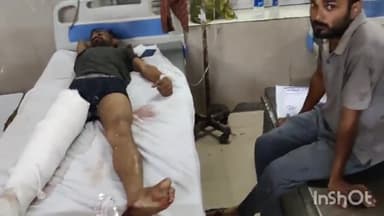 लाडपुरा: भीमगंजमंडी क्षेत्र की रंगपुर रोड पुलिया पर तेज रफ्तार ऑटो की टक्कर से बाइक सवार युवक घायल