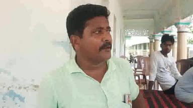 अमौर: प्रखंड के मुखिया पर हुई गोलीबारी, मुखिया गुलाम अजहर ने दी घटना की जानकारी