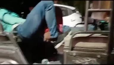 देेेवरिया: सोनूघाट-सलेमपुर मार्ग पर अज्ञात वाहन की चपेट में आने से बाइक सवार युवक घायल, देवरिया मेडिकल कॉलेज में उपचार जारी