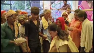 जोगापट्टी: बेतिया महापौर ने 1001 दिन से अधिक निःशुल्क भोजन वितरण होने पर समारोह का का किया आयोजन