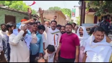 ककरमत्ता में दूषित जलापूर्ति को लेकर स्थानीय लोगों ने किया धरना प्रदर्शन