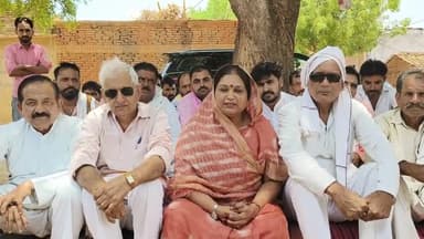 मेरा साहस, मेरा सम्मान हैं पिता
मेरी ताकत, मेरी पहचान हैं पिता।

हैप्पी फादर्स डे...