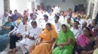 साईं खेड़ा: जनपद पंचायत कार्यालय साई खेड़ा में सुना गया PM नरेंद्र मोदी का मन की बात कार्यक्रम, BJP के वरिष्ठ नेता रहे मौजूद