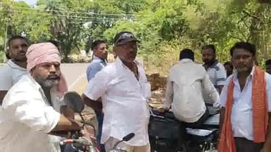 झांसी: सुबह टहलने गए ख़िरीक पट्टी निवासी वृद्ध का शव इलाहाबाद रेलवे लाइन के बगल में मिला, पुलिस ने पोस्टमार्टम के लिए भेजा शव