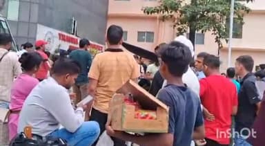 देहरादून: महंत इंद्रेश अस्पताल में अपने अपकमिंग प्रोजेक्ट की शूटिंग के लिए पहुंचे एक्टर अरबाज खान और संजय कपूर