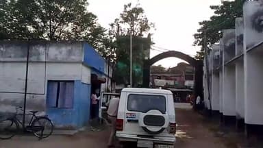 पालीगंज: प्रखंड क्षेत्र में शादी का दबाव बनाने पर नाबालिग लड़की के साथ मारपीट कर किया अधमरा, PEHC अस्पताल में छोड़कर भागे आरोपी