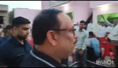 बिलारी: बनियाठेर व खानपुर गांव के ग्रामीणों ने नगर पालिका परिषद चेयरमैन रघुराज सिंह यादव का किया भव्य स्वागत