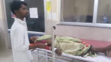 घाटमपुर: बदले सिमनापुर गांव में खेतों में जानवर चरा रही महिला करंट की चपेट में आने से झुलसी, एक भैंस की हुई मौत