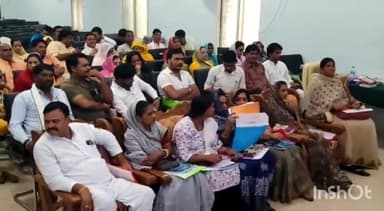 राघोगढ़: जिले की नगरीय निकायों के निर्वाचित जन प्रतिनिधियों का शासकीय पीजी कॉलेज में हुआ प्रशिक्षण