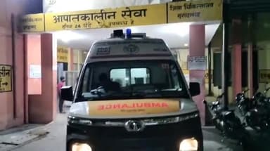 मुरादाबाद: मुगलपुरा थाना क्षेत्र में किसी बात को लेकर एक युवक ने दूसरे युवक के साथ की मारपीट, युवक हुआ घायल