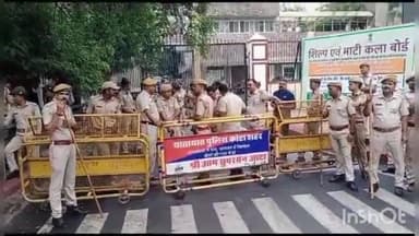 लाडपुरा: विधायक संदीप शर्मा के नेतृत्व में सर्व हिंदू समाज ने शहर में मंदिरों को तोड़ने को लेकर कलेक्ट्रेट पर किया विरोध प्रदर्शन