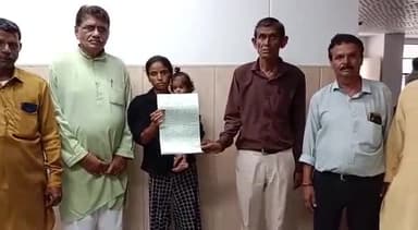 अलवर: सेन समाज की महिला से फंसाकर शादी करने व ससुराल वालों के द्वारा मारपीट करने के मामले में सेन समाज ने DM को सौंपा ज्ञापन