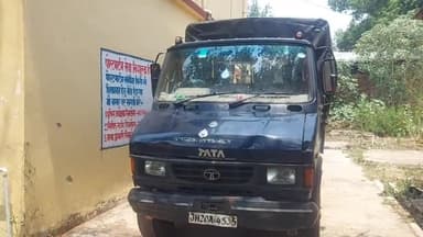 सिमडेगा: वज्रपात की चपेट में आकर पीठरटोली गांव निवासी 60 वर्षीय वृद्ध की मौत के बाद शव का सदर अस्पताल सिमडेगा में हुआ पोस्टमार्टम