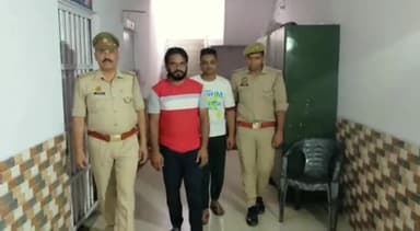 नौगावां सादात: पुलिसकर्मियों के साथ मारपीट करने वाले आरोपियों को पुलिस ने नौगावां कस्बे से किया गिरफ्तार, भेजा जेल