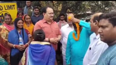 बाघमारा/कतरास: पिनलगड़िया बस्ती में पानी की समस्या को लेकर ग्रामीणों के साथ विधायक ने BCCL ब्लॉक-2 परियोजना का चक्का जाम किया