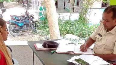 सुप्पी: थाना परिसर में मंगलवार को जनता दरबार का किया गया आयोजन, सुनी गई लोगों की समस्या