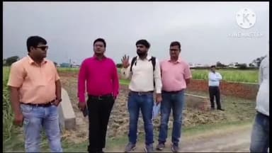 बगहा: बगहा में बैंक का ऋण नहीं देने पर बैंक कर्मियों द्वारा किया गया घर के सिल