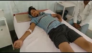 अलवर: ईटाराणा पुलिया के समीप सड़क पर गड्ढे में भरे पानी से बाइक अनियंत्रित होकर पलटी, दो युवक हुए घायल