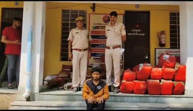 अलवर: कोतवाली थाना पुलिस ने अवैध रूप से शराब बेचने के मामले में एक आरोपी को मोहल्ला शयो लालपुरा से किया गिरफ्तार