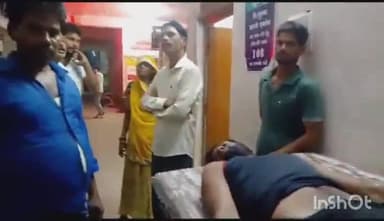 टीकमगढ़: पपौरा गांव में बस की टक्कर से व्यक्ति हुआ घायल जिला अस्पताल में भर्ती