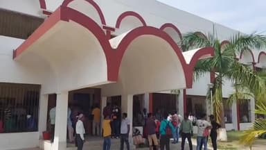 सिमडेगा: CJM सिमडेगा की अदालत ने सड़क जाम व संपत्ति नुकसान के मामले में 6 लोगों को सुनाई 2 वर्ष की सजा, लगाया ₹10400 का जुर्माना