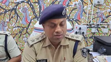 जमुई: सड़क निर्माण के दौरान संवेदक से 10 लाख रुपए की रंगदारी मांगने के मामले के 1 अभियुक्त को पुलिस ने किया गिरफ़्तार