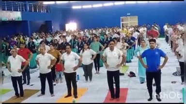 लाडपुरा: अंतरराष्ट्रीय योगा दिवस पर शहर के श्रीनाथपुरम स्टेडियम में हुआ संभाग स्तरीय कार्यक्रम जिला कलेक्टर सहित कई अधिकारी शामिल