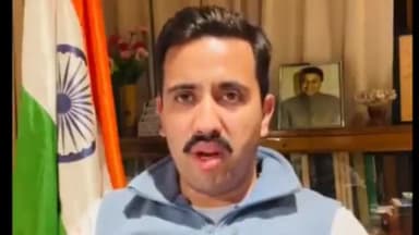 शिमला शहरी: शिमला मंत्री विक्रमादित्य बोले क्षेत्रवाद नही होगा बर्दाश्त  डीसी एसपी को टैक्सी चालकों के विवाद सुलझाने के दिए निर्देश,