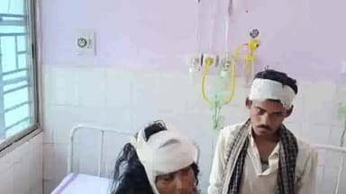 शेखपुरा: मुबारकपुर गांव में घरेलू विवाद को लेकर अपने ही जाउत ने मां बेटे को मारकर किया बुरी तरह जख्मी सदर अस्पताल में भर्ती