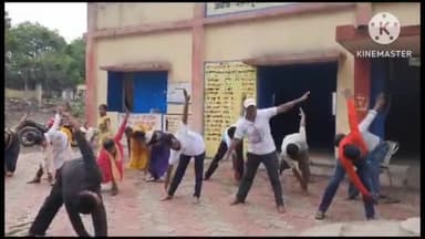 पतरातू: भुरकुंडा पंचायत भवन में अंतर्राष्ट्रीय योग दिवस को धूमधाम से मनाया गया