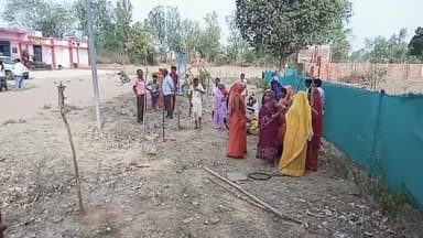 रैपुरा: शासकीय कन्या हाई स्कूल रैपुरा के मैदान में कुछ लोगों ने अतिक्रमण करने का किया प्रयास, किया हंगामा