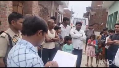 दातागंज: कमा व बसेला में राशन की दुकानों को मॉडल शॉप बनाने के लिए चल रहे निर्माण कार्य का उप जिलाधिकारी ने किया निरीक्षण