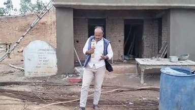 ग्राम पंचायत मझगवां की आंगनबाड़ी 2 साल पहले राशि निकाली गई लेकिन आज अभी आंगनवाड़ी का काम लगा हुआ पाया गया