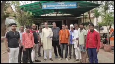 गुना नगर: खुटियाबाद में विशेष समुदाय द्वारा निजी भूमि पर किया जा रहा है अवैध कब्जा, ग्रामीणों ने अनुविभागीय अधिकारी को दिया ज्ञापन