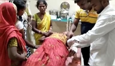 जहानाबाद: सदर अस्पताल के समीप दो भाइयों के बीच हो रहा था झगड़ा, मां छुड़ाने गई तो बेटे ने मारपीट कर किया घायल