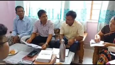 सिमडेगा: सेंट्रल स्कूल में शिक्षा विभाग के निर्देश पर CM स्कूल ऑफ एक्सीलेंस के शिक्षकों ने ली CBSE पैटर्न की ट्रेनिंग