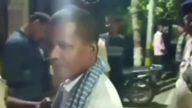 पालीगंज: मद्य निषेध पुलिस ने पाली खनपुरा रोड पर हल्ला हंगामा करते दो शराबियों को किया गिरफ्तार, प्रखंड क्षेत्र के हैं आरोपी