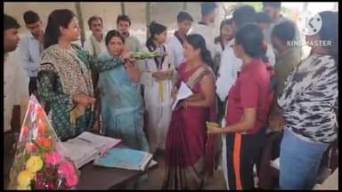 पतरातू: बड़कागांव विधायक अंबा प्रसाद बड़कागांव क्षेत्र में पब्लिक के बीच पहुंची