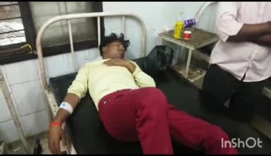 टीकमगढ़: रम सगरा गांव में एक व्यक्ति के साथ गांव के एक शख्स ने की मारपीट, घायल व्यक्ति जिला चिकित्सालय में भर्ती