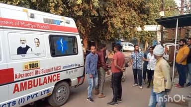 जोरासी हनुमान मंदिर के पास कार ने बाइक को पीछे से मारी टक्कर, पिता व पुत्री हुए घायल, बिलौआ पुलिस ने किया मामला दर्ज