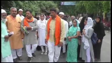 लोहता महमूदपुर के नागरिकों ने पेयजल की समस्या को लेकर जिलाधिकारी को सौंपा ज्ञापन