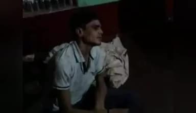 शिवपुरी,दिनारा थाना पुलिस ने 4 आरोपियों के खिलाफ एक युवक के साथ मारपीट करने वालों पर मामला पंजीबद्ध किया है